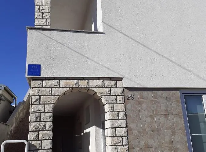 Apartman Angela's House